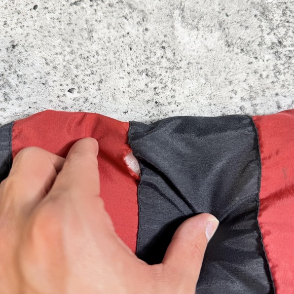 Vintage Chicago Bulls Jacket Puffer Mens XL Black Red NBA Basketball Logo 7 90s - Picture 8 of 11